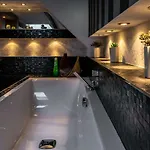 Sl'otel - Stadthotel - Voll Klimatisiert Hotel