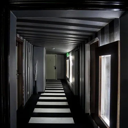 Sl'otel - Stadthotel - Voll Klimatisiert 3*