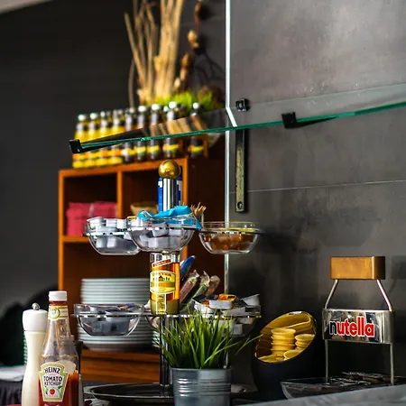 Sl'otel - Stadthotel - Voll Klimatisiert 베른부르크