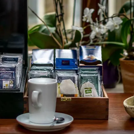 Sl'otel - Stadthotel - Voll Klimatisiert Отель Бернбург