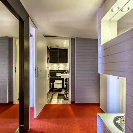 Sl'otel - Stadthotel - Voll Klimatisiert 3* Бернбург