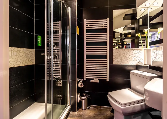 Hotel Sl'otel - Stadthotel - Voll Klimatisiert