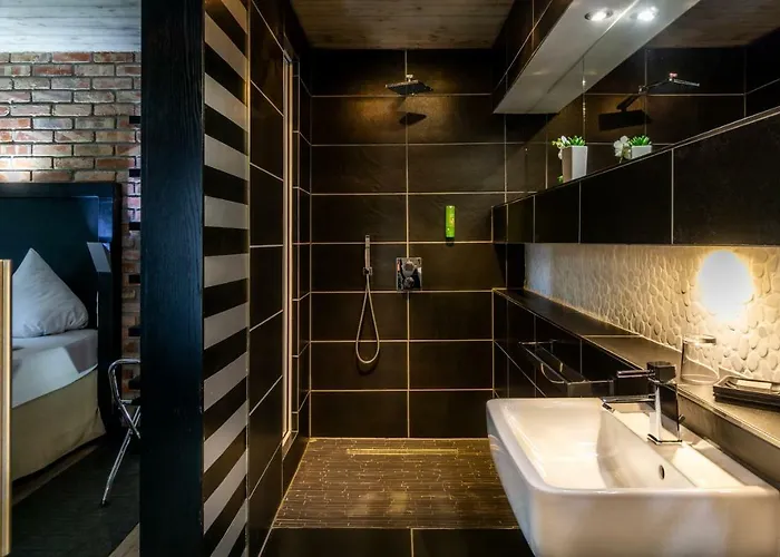 Sl'otel - Stadthotel - Voll Klimatisiert 3* Bernburg