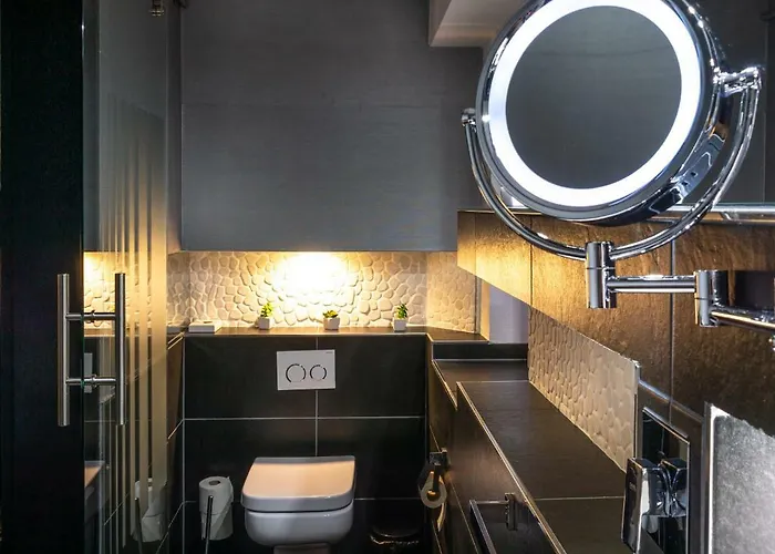 Hotel Sl'otel - Stadthotel - Voll Klimatisiert 3*